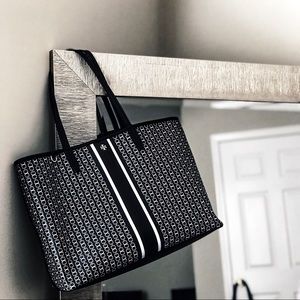 Tory Burch Gemini Tote w. Matching Card Case